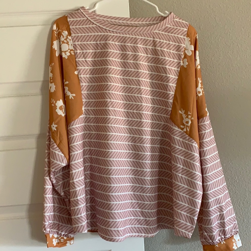 Long sleeve top